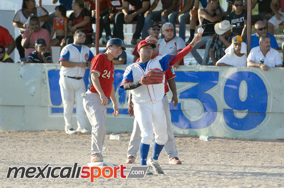 Campesina vs Rural (35 de 211)